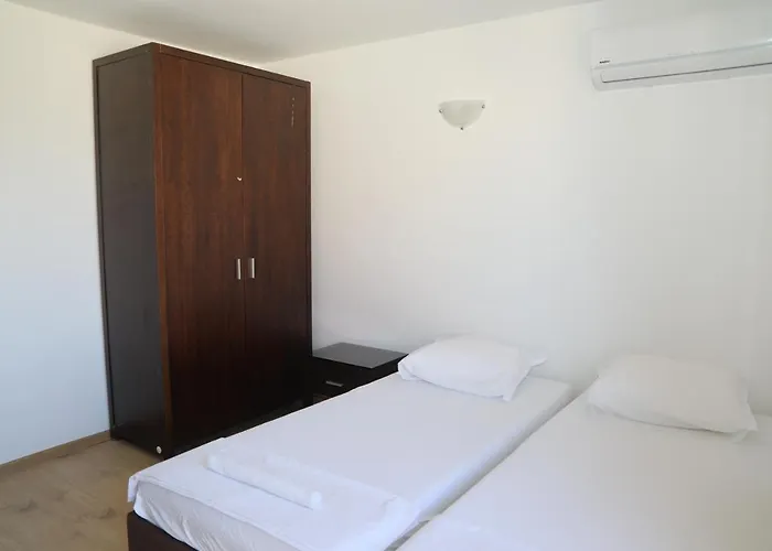 Vendégház Къща За Гости Равда